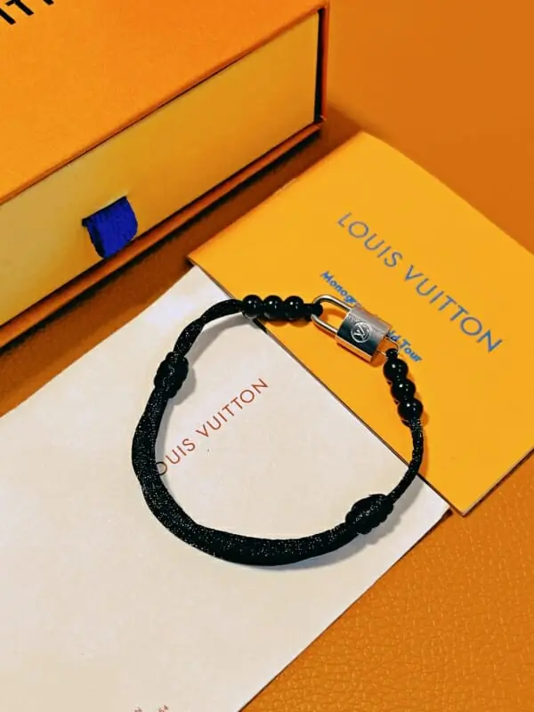 louis vuitton lv bracelets s_12242a42